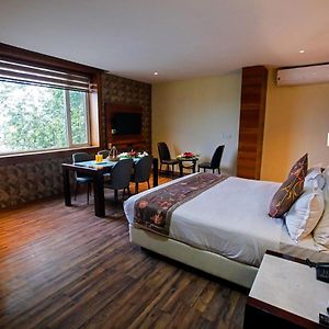 Executive Triple Room
